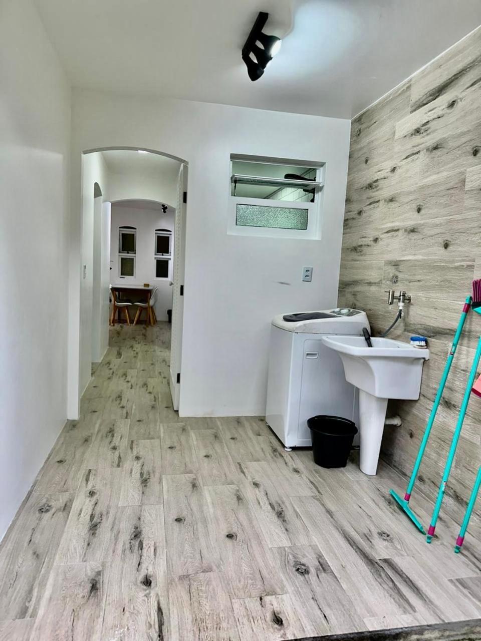 Estilo Chale Com Piscina